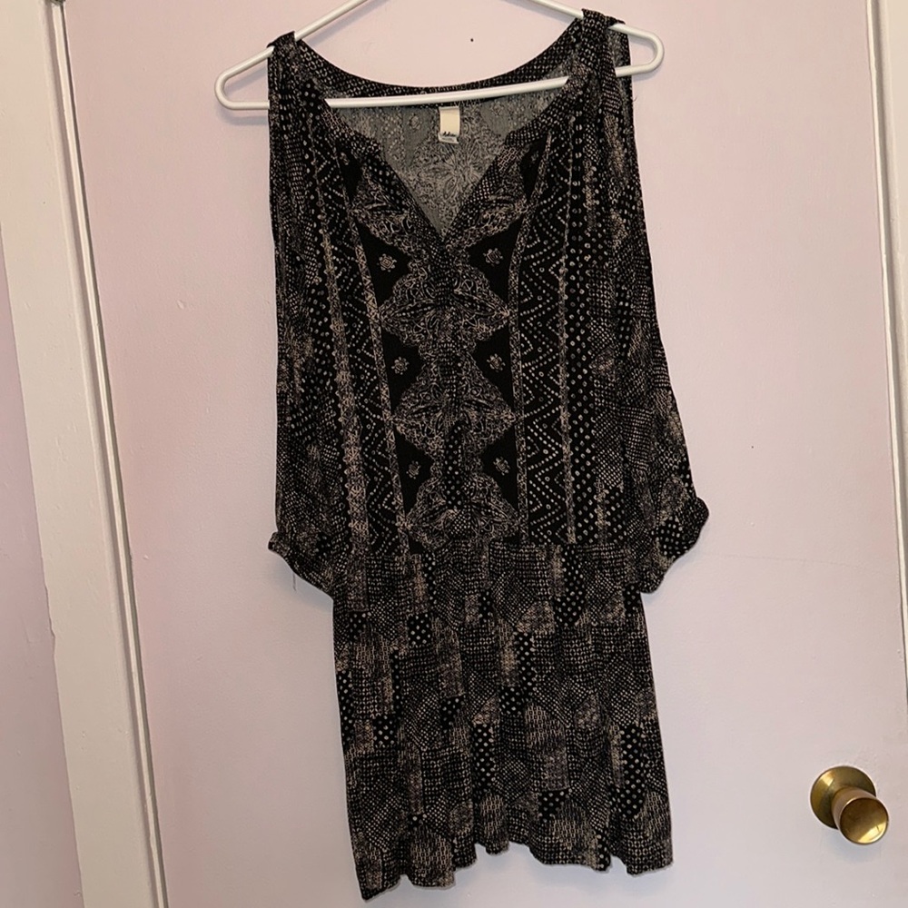 Tokyo Darling Long Line 3/4 Sleeve Blouse